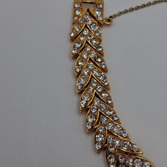 Vintage Rhinestone Leaf Bracelet Gold Tone Chevron Link Safety Chain Mid Century - Picture 8 of 11